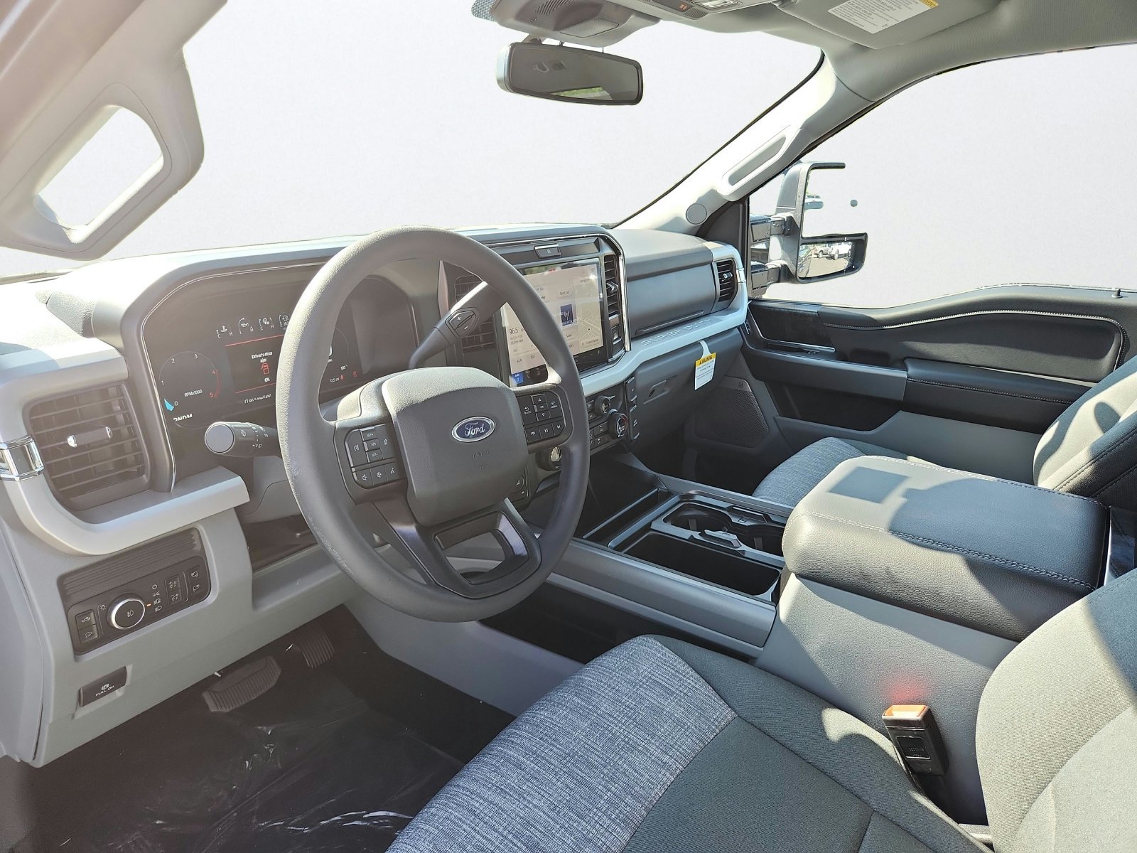 New 2026 Ford F350 XLT w/ XLT Premium Package AWD/4WD image 11
