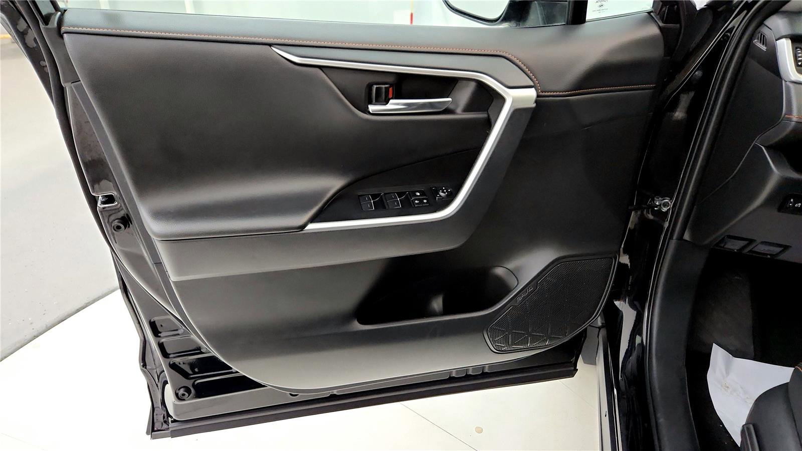 Used 2024 Toyota RAV4 Adventure image 22