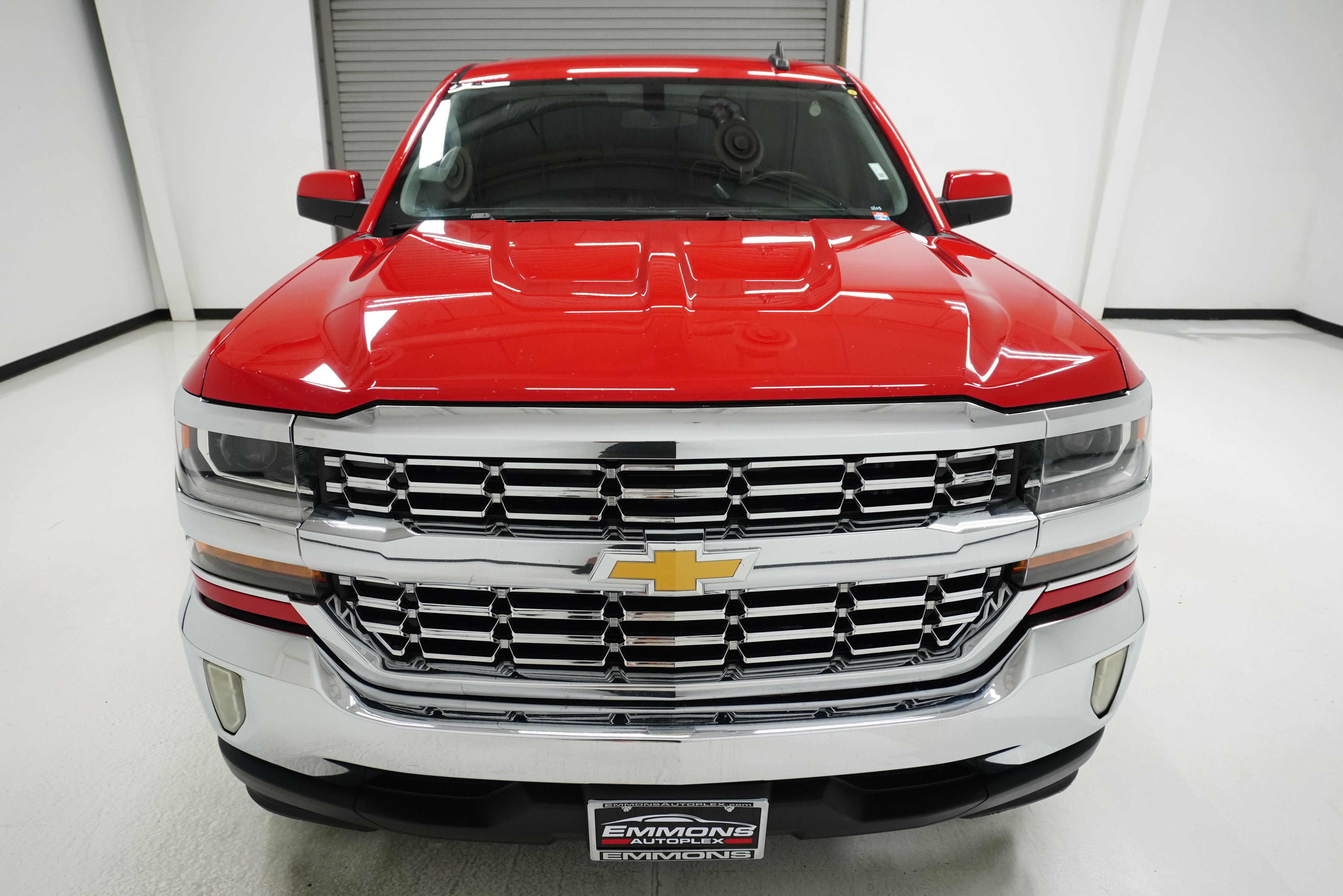 Used 2016 Chevrolet Silverado 1500 LT w/ Texas Edition image 2