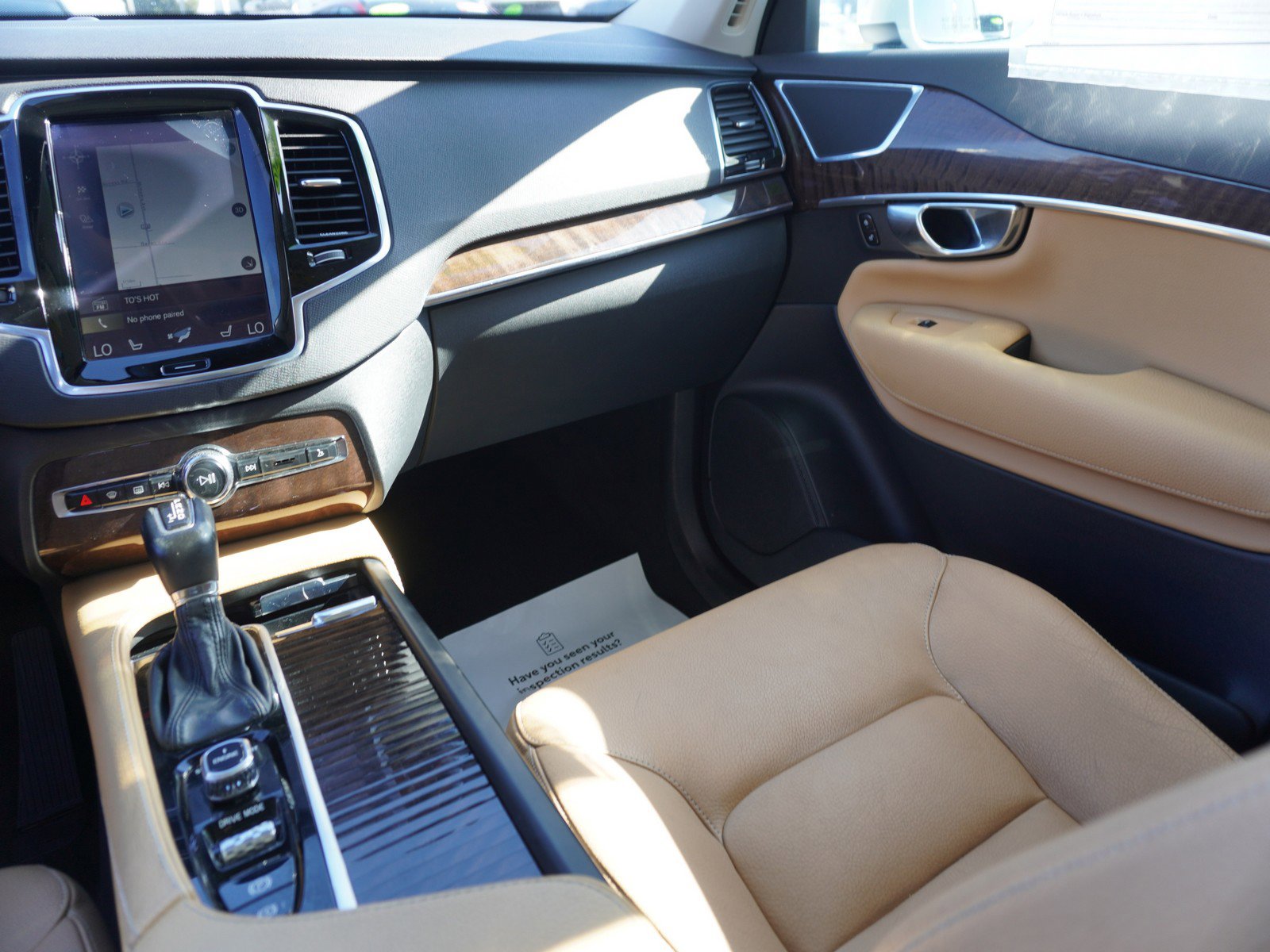 Used 2016 Volvo XC90 T6 Momentum image 19