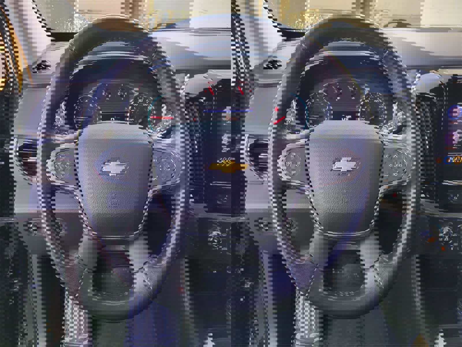 Used 2020 Chevrolet Traverse LT image 22