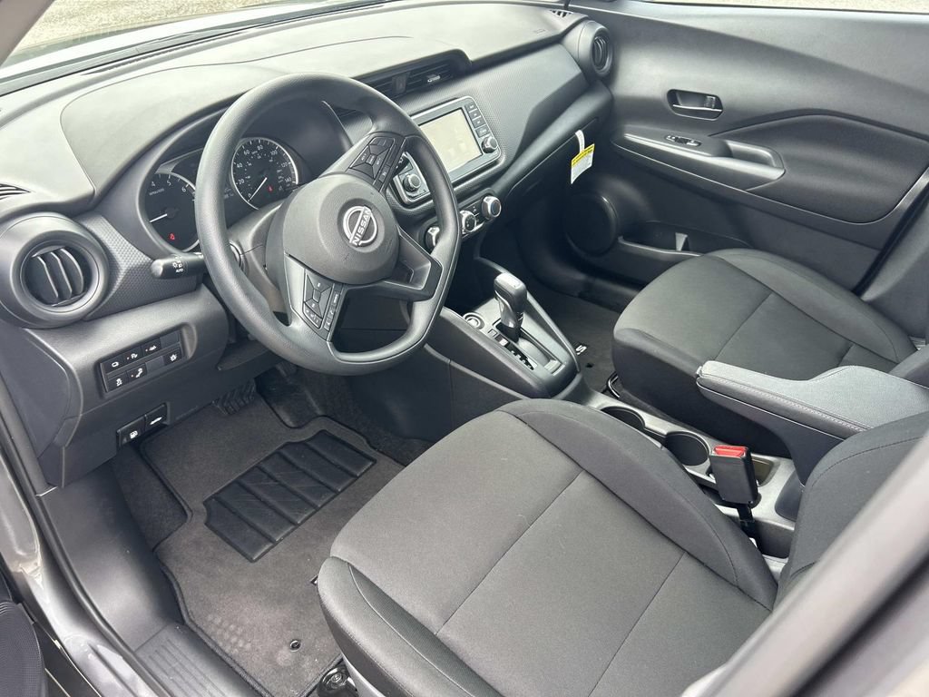 Certified 2025 Nissan Kicks Play S FWD image 14