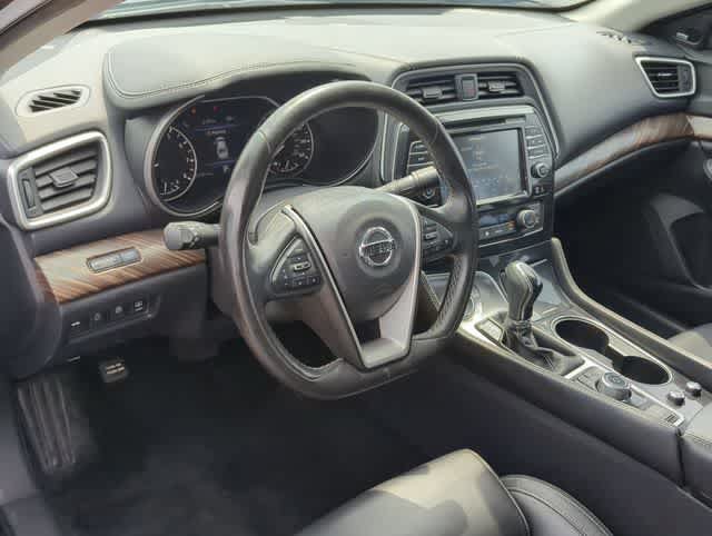 Used 2017 Nissan Maxima Platinum FWD image 10