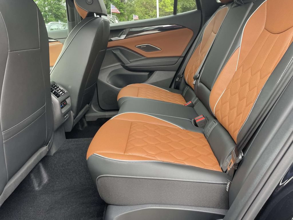 New 2026 Volkswagen Tiguan SEL R-Line AWD/4WD image 11