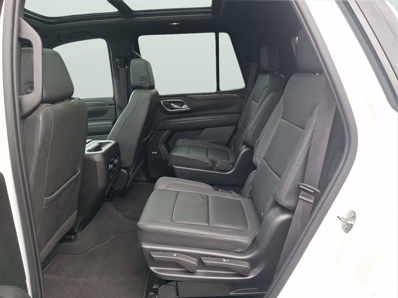 Used 2023 Chevrolet Tahoe Z71 w/ Luxury Package AWD/4WD image 8