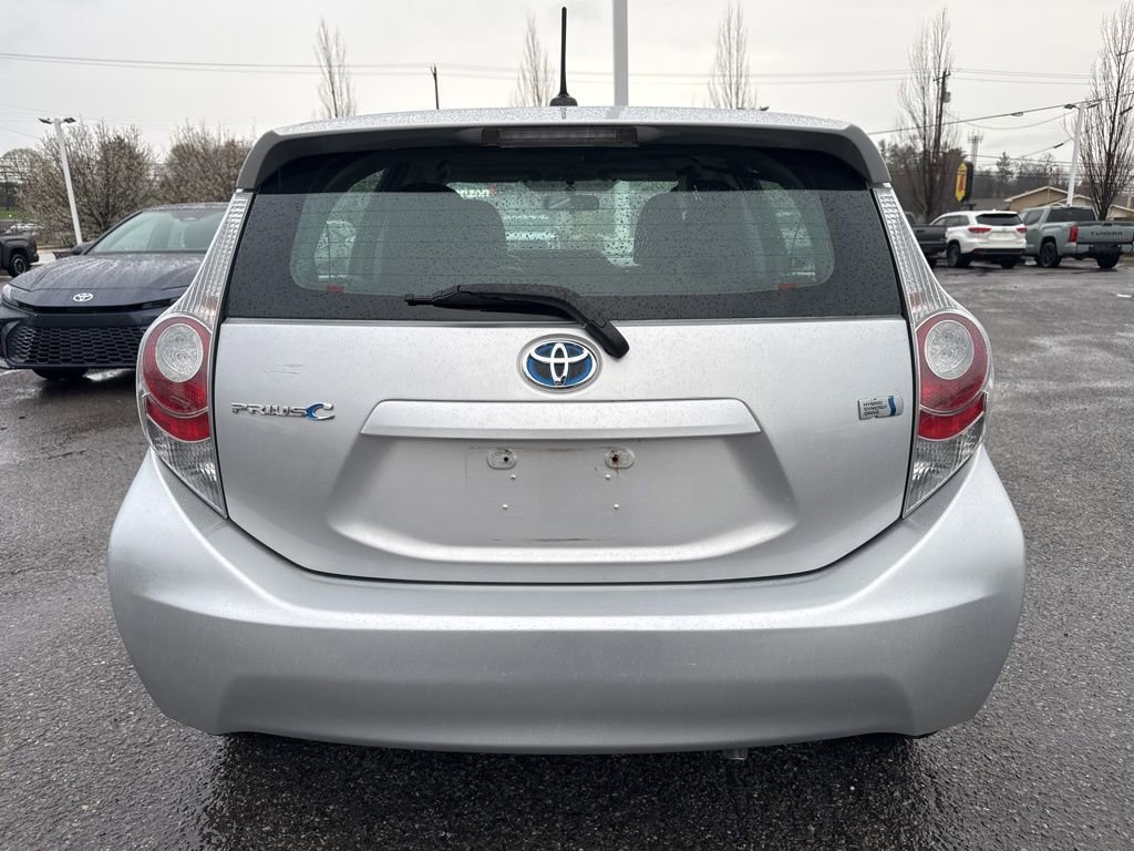 Used 2014 Toyota Prius C Three image 3
