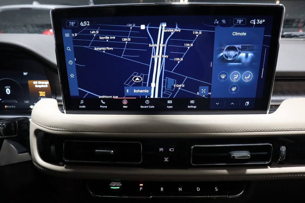 Used 2021 Lincoln Nautilus Reserve image 21