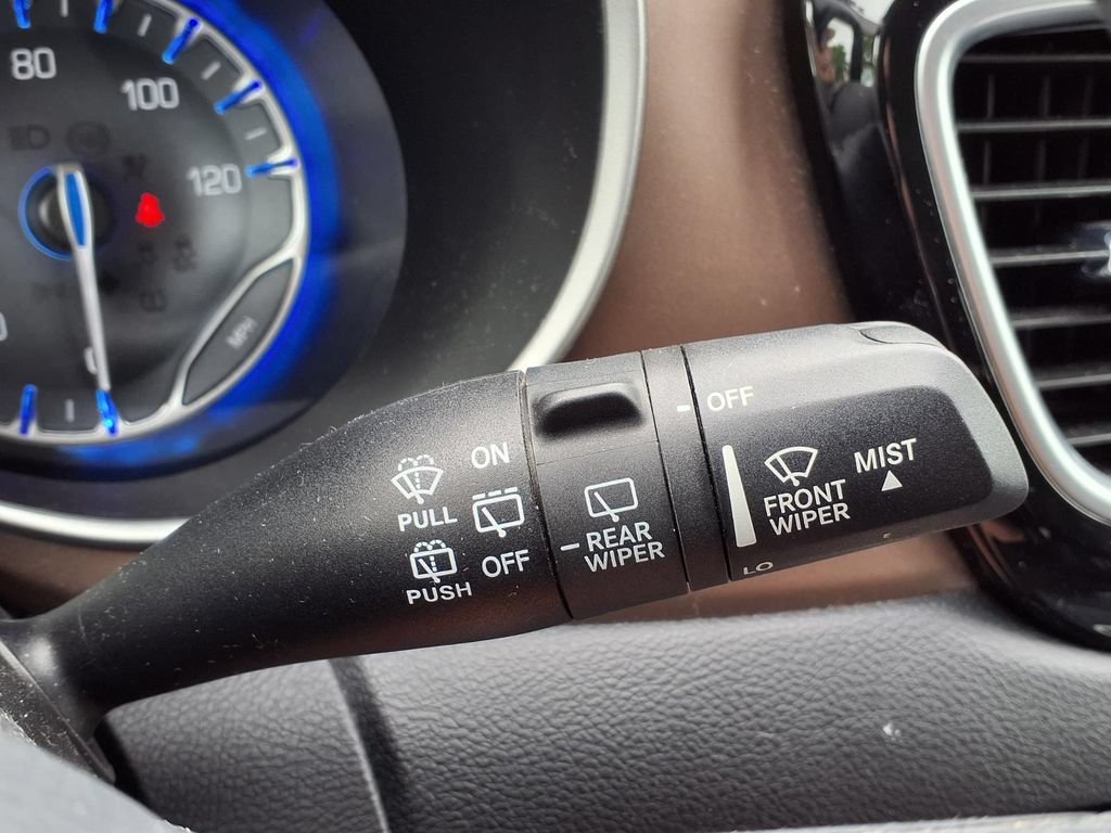 Used 2021 Chrysler Voyager Lxi FWD image 15