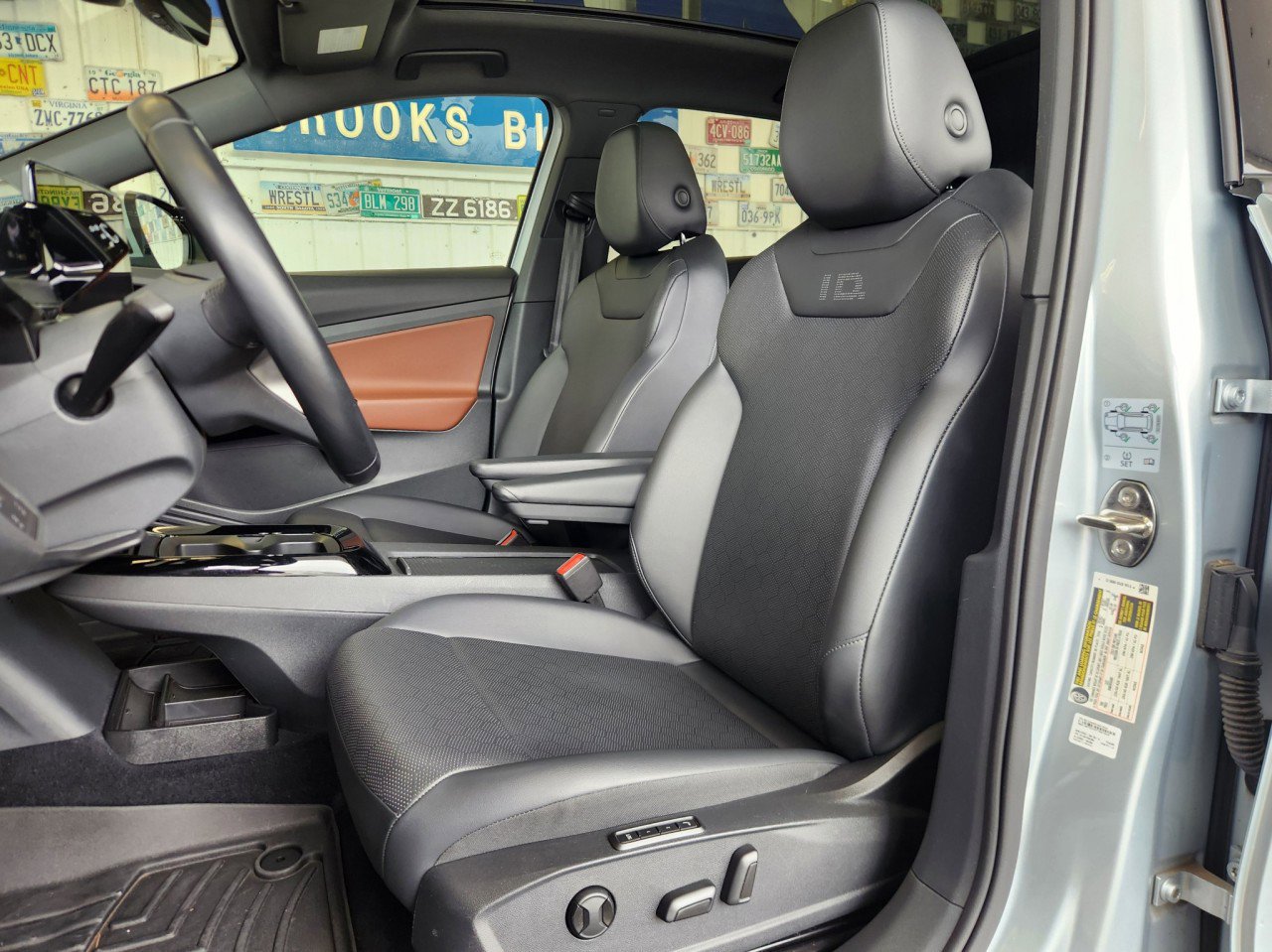 Used 2021 Volkswagen ID.4 Pro S RWD image 4