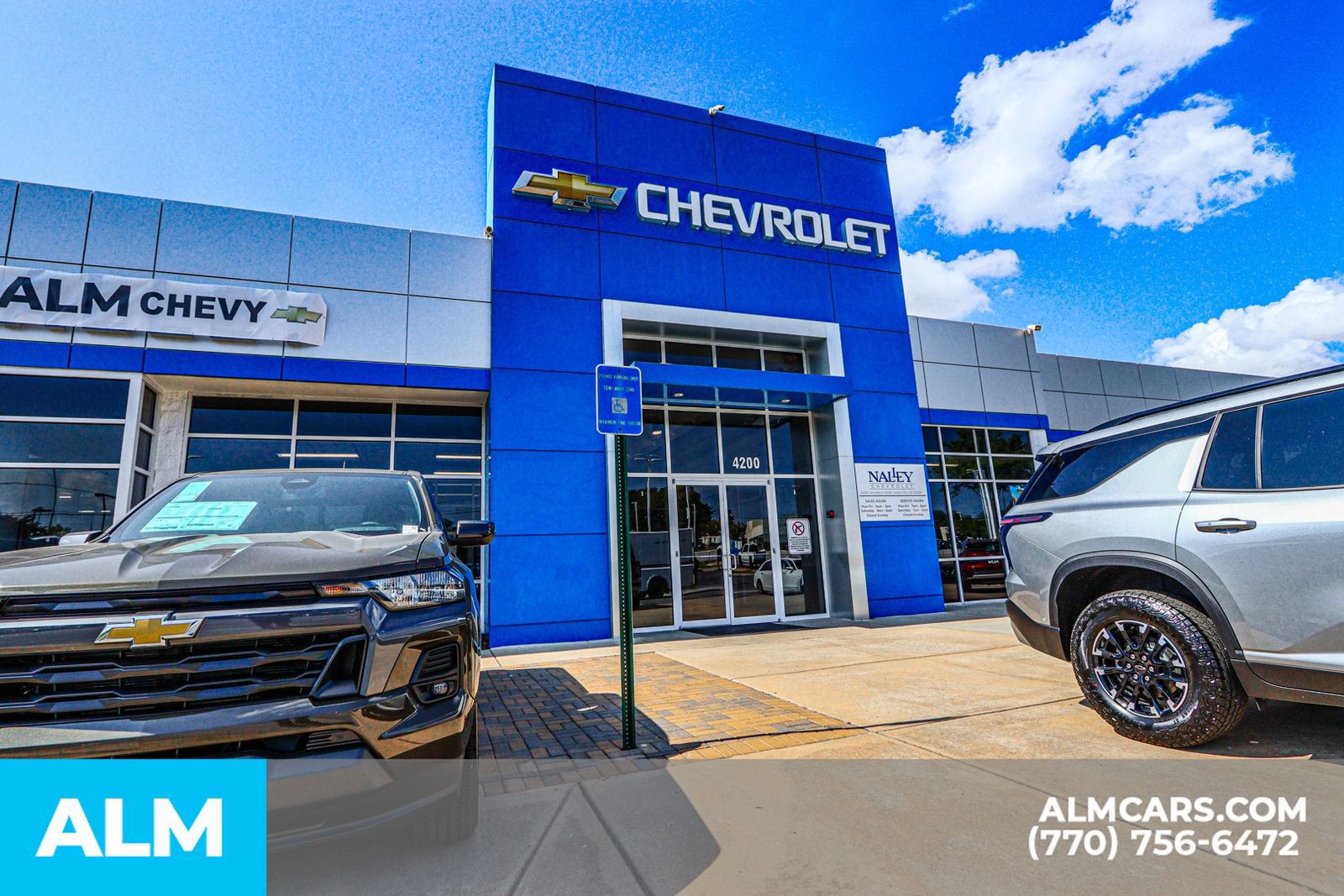 Used 2025 Chevrolet Silverado 3500 High Country w/ High Country Premium Package AWD/4WD image 78