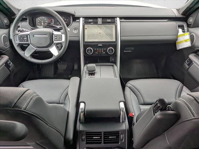 New 2025 Land Rover Discovery S image 15