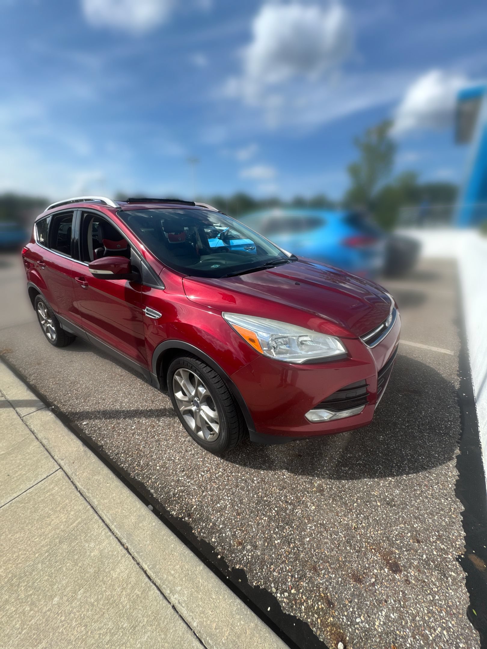 Used 2016 Ford Escape Titanium FWD image 2