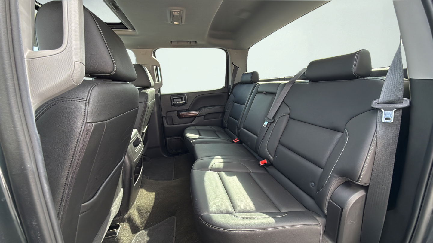 Used 2018 GMC Sierra 1500 SLT w/ SLT Premium Package AWD/4WD image 10