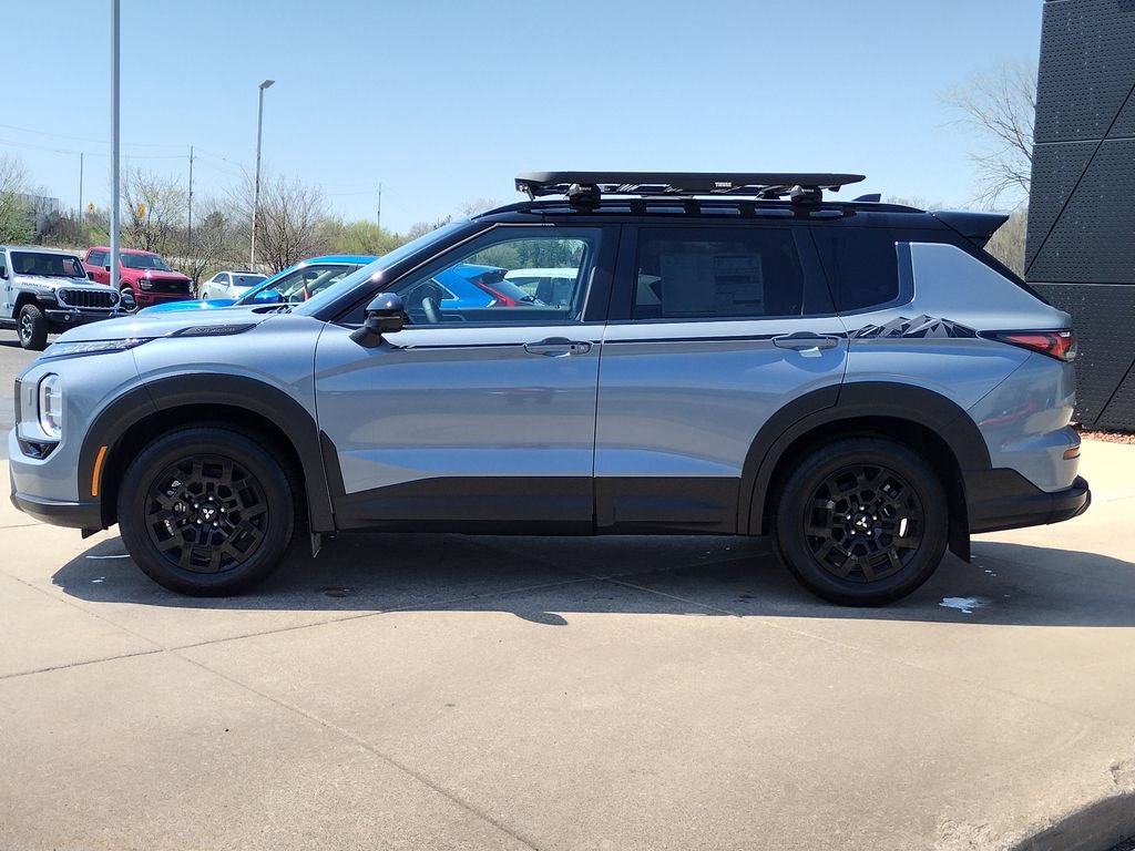 New 2026 Mitsubishi Outlander AWD image 20