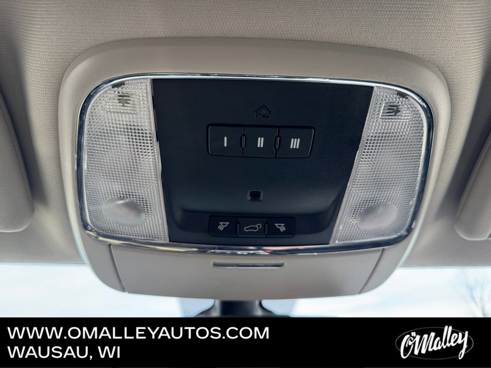Used 2015 Dodge Durango Limited w/ Nav & Power Liftgate Group AWD/4WD image 24