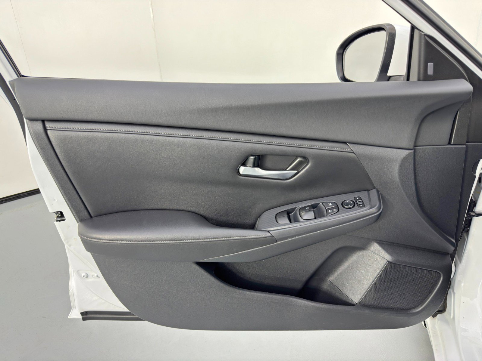 Used 2020 Nissan Sentra S image 33