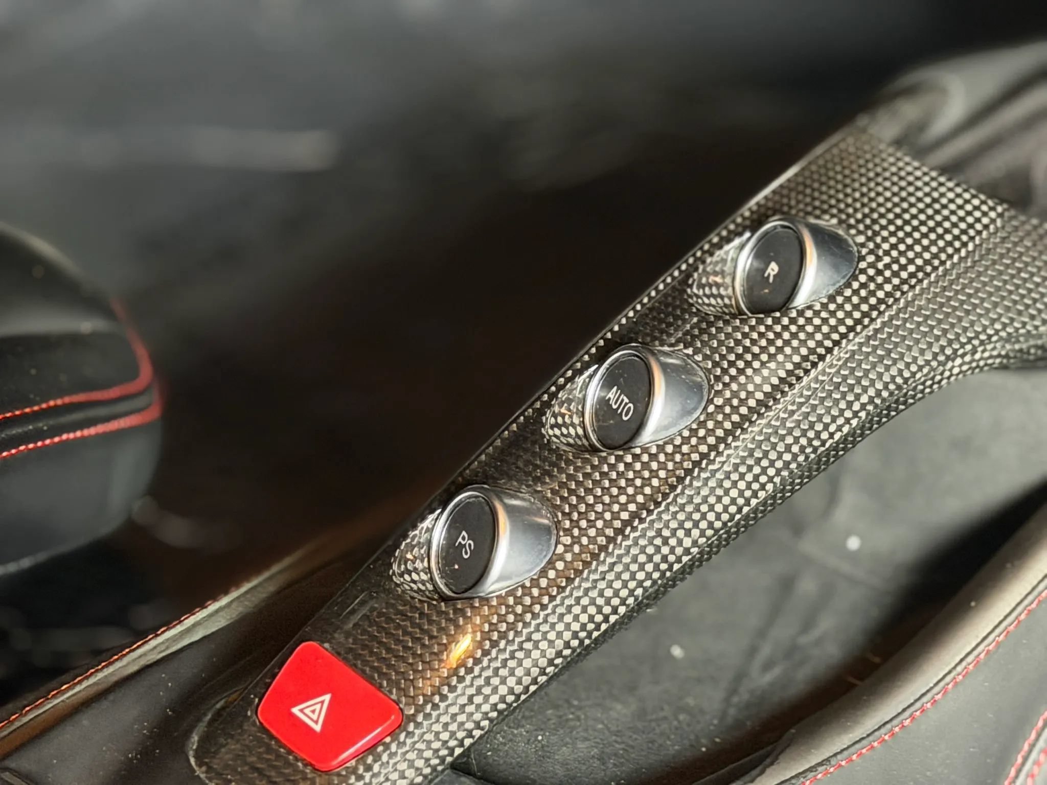 Used 2016 Ferrari 488 GTB RWD image 26