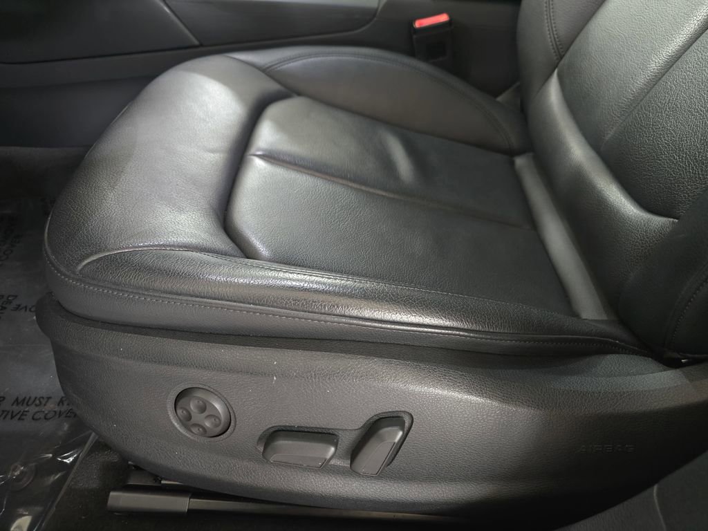 Used 2020 Audi A3 2.0T Premium image 28