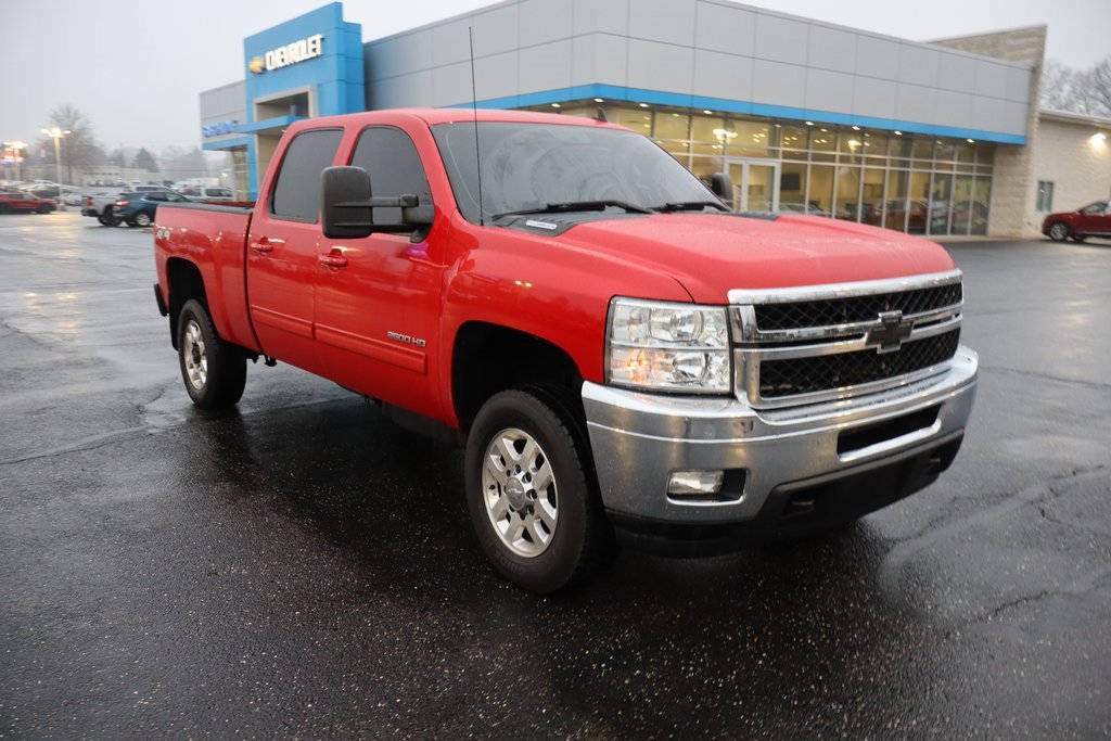 Used 2011 Chevrolet Silverado 2500 LTZ w/ LTZ Plus Package image 2