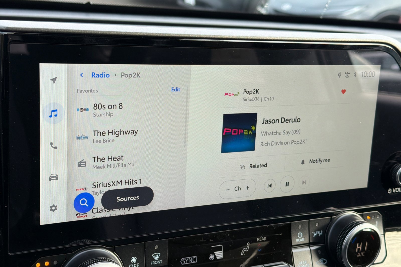 New 2026 Toyota Highlander XLE image 16