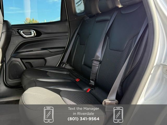 New 2025 Jeep Compass Latitude w/ Sun & Sound Group image 24