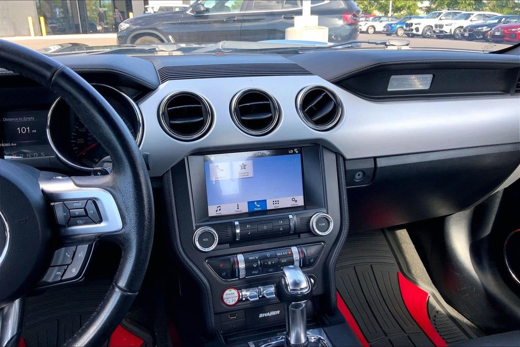 Used 2016 Ford Mustang Premium image 6