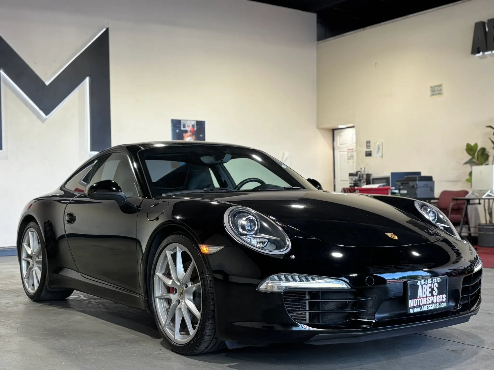 Used 2012 Porsche 911 Carrera S RWD image 3