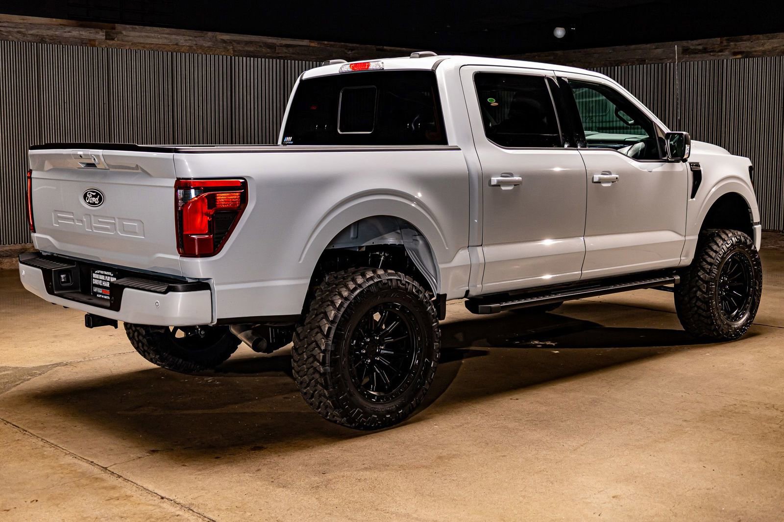 Used 2025 Ford F150 XLT w/ Equipment Group 302A MID image 10