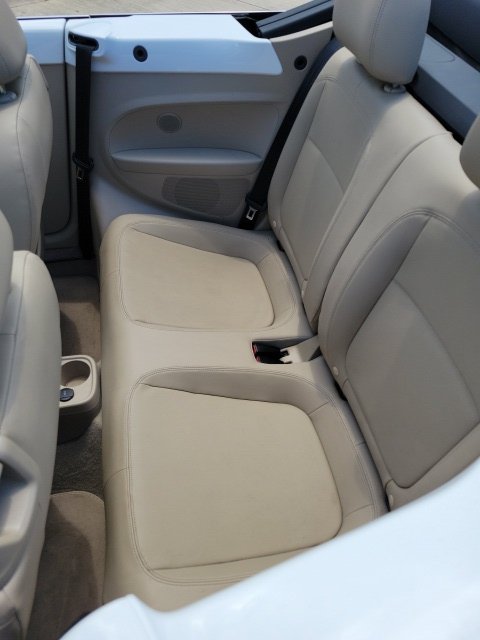 Used 2013 Volkswagen Beetle 2.5 FWD image 10