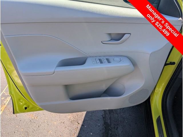 Certified 2025 Hyundai Kona SEL image 15