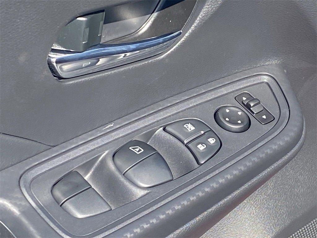 New 2025 Nissan Versa SV w/ Trunk Package image 15