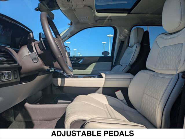 Used 2024 Lincoln Navigator Black Label AWD/4WD image 22