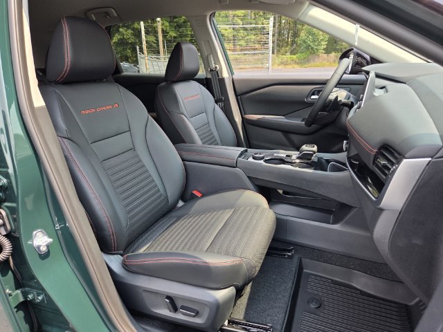 New 2026 Nissan Rogue SV AWD/4WD image 13