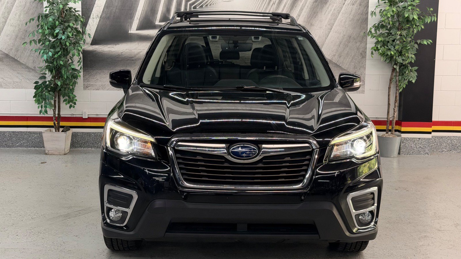 Used 2019 Subaru Forester Limited w/ Popular Package #3 AWD/4WD image 2