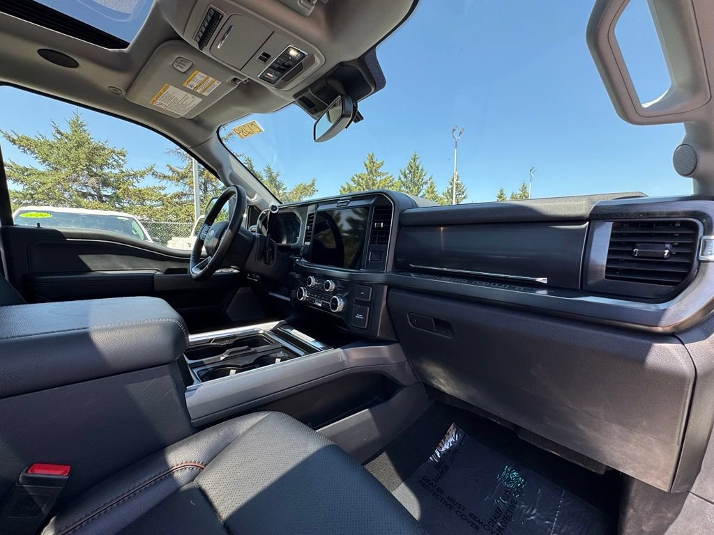 Used 2025 Ford F250 Lariat w/ Lariat Ultimate Package AWD/4WD image 41