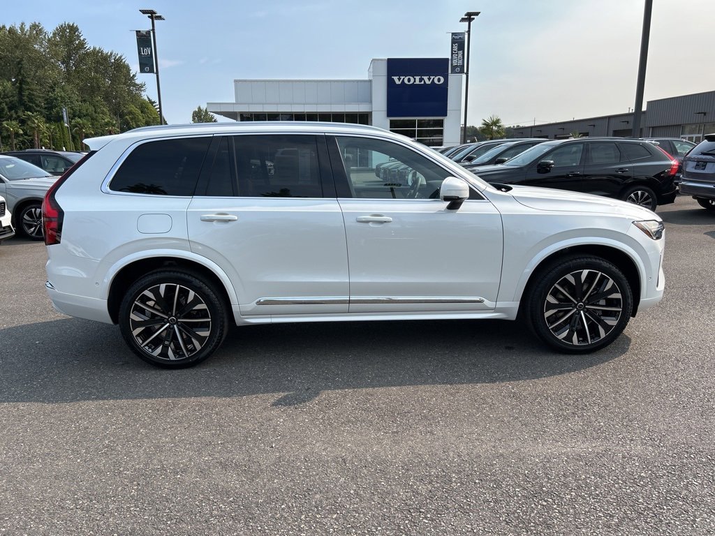 New 2026 Volvo XC90 B6 Plus w/ Protection Package Premier image 9