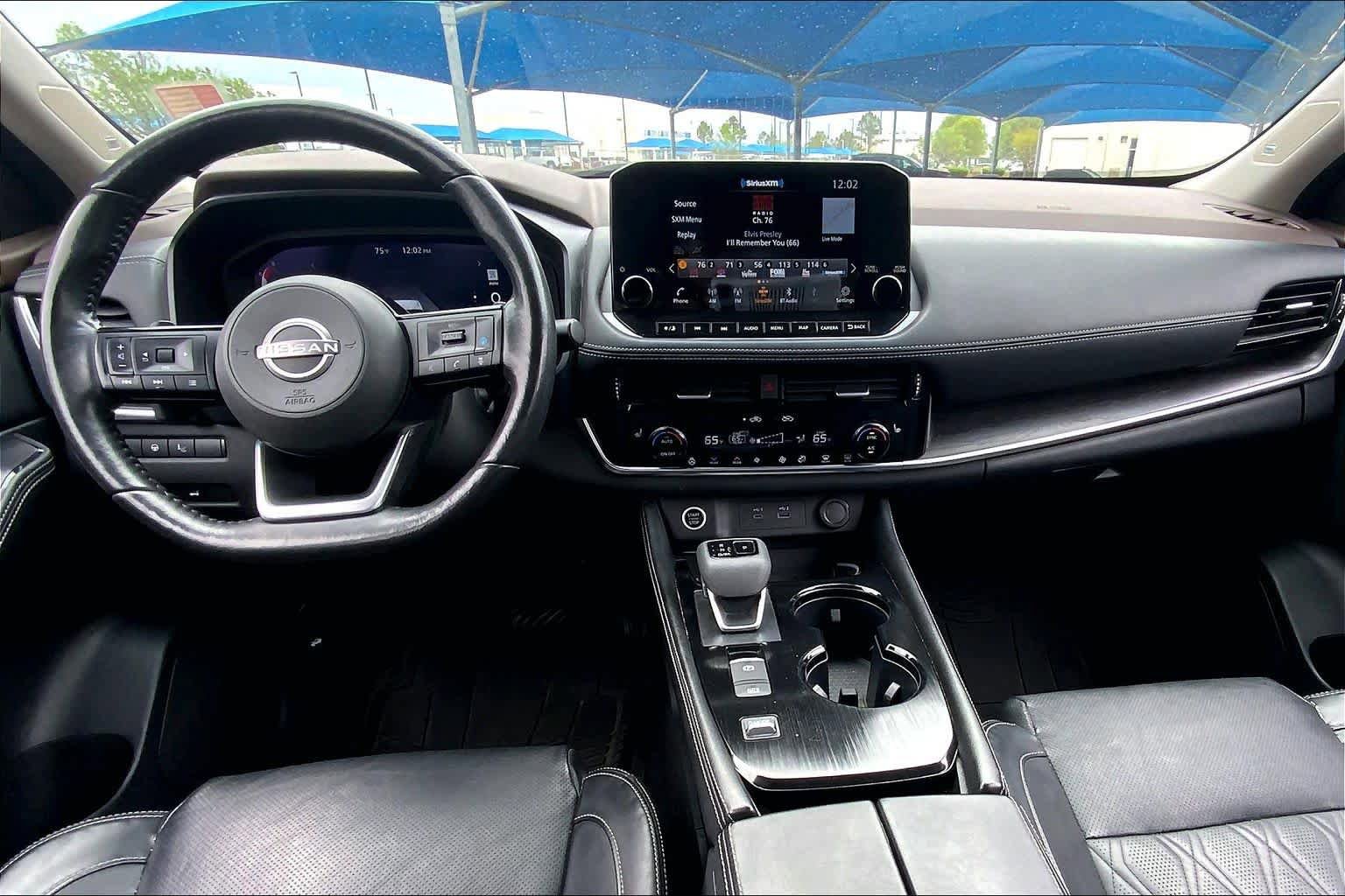 Used 2022 Nissan Rogue Platinum w/ Head-Up Display Package FWD image 16