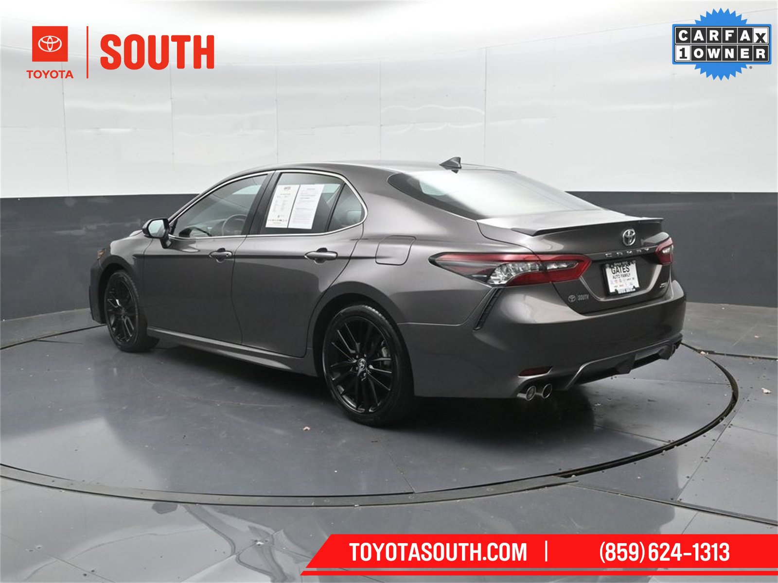Used 2023 Toyota Camry XSE image 8