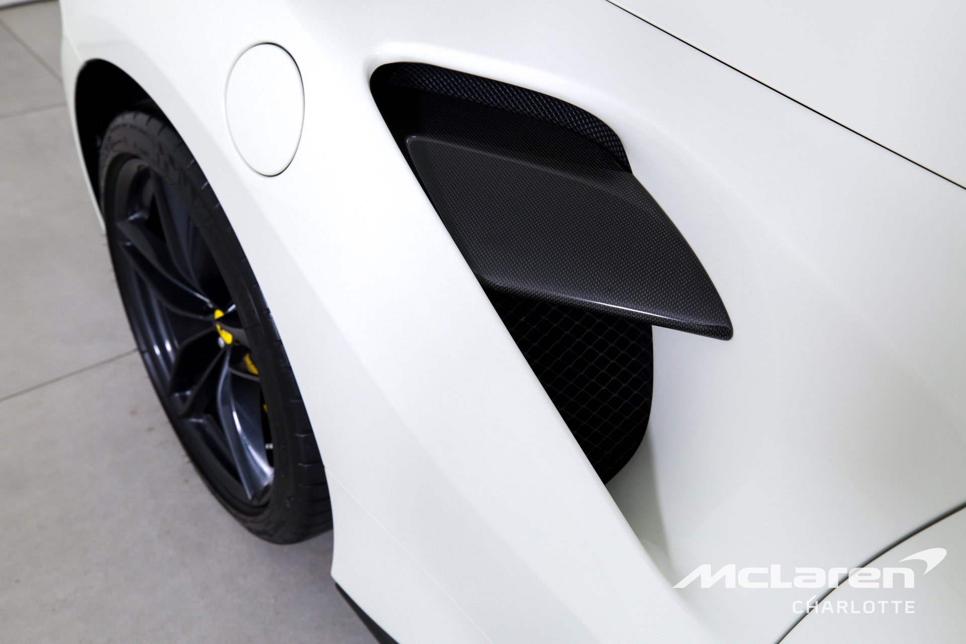 Used 2018 Ferrari 488 Spider RWD image 30