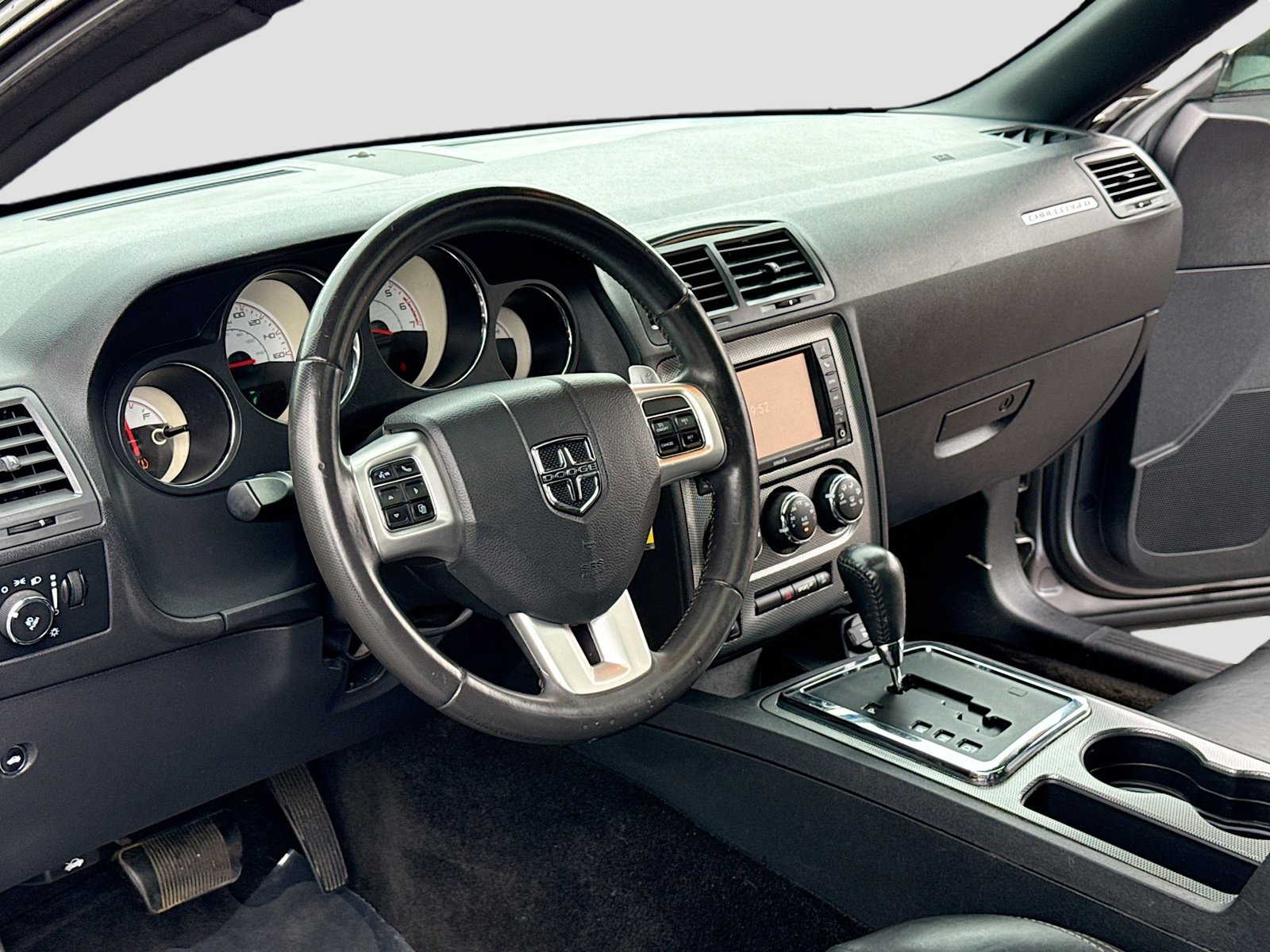 Used 2014 Dodge Challenger R/T w/ Sound Group II RWD image 4