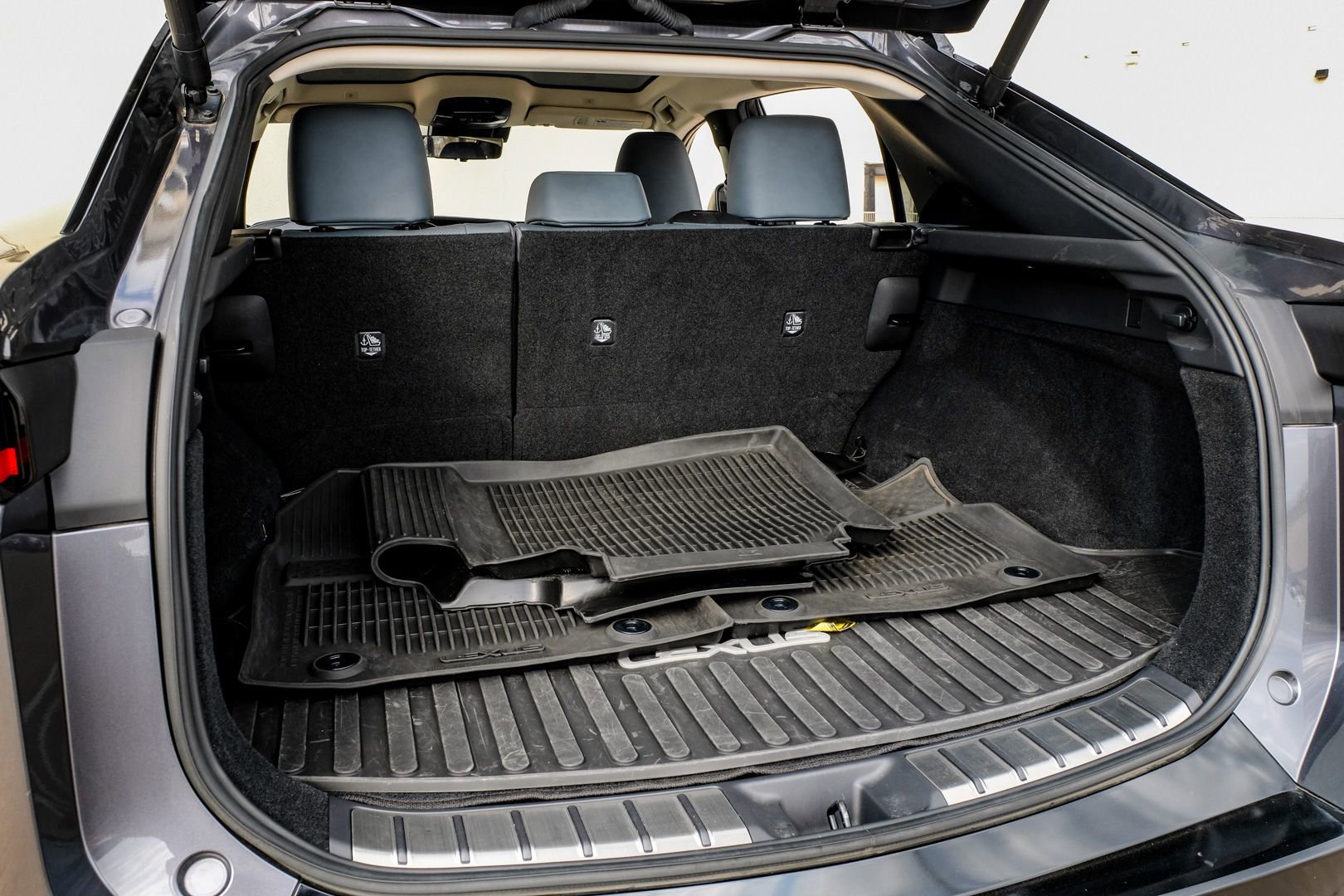 Used 2023 Lexus RZ 450e Premium w/ Technology Package image 46