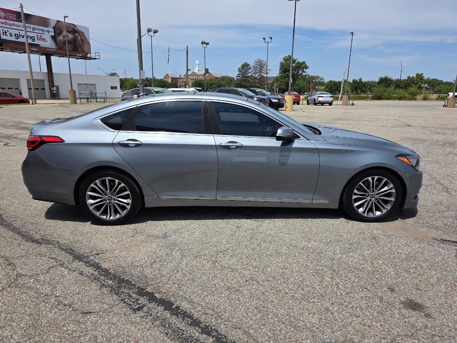 Used 2015 Hyundai Genesis 3.8 w/ Option Group 02 RWD image 4