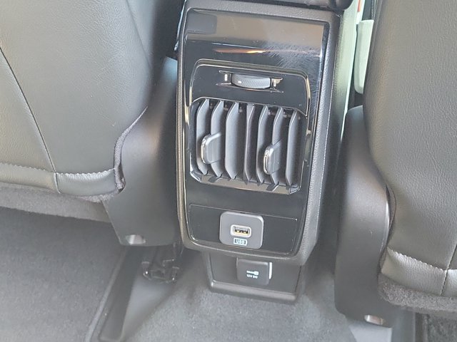 Used 2022 Jeep Compass Latitude FWD image 6