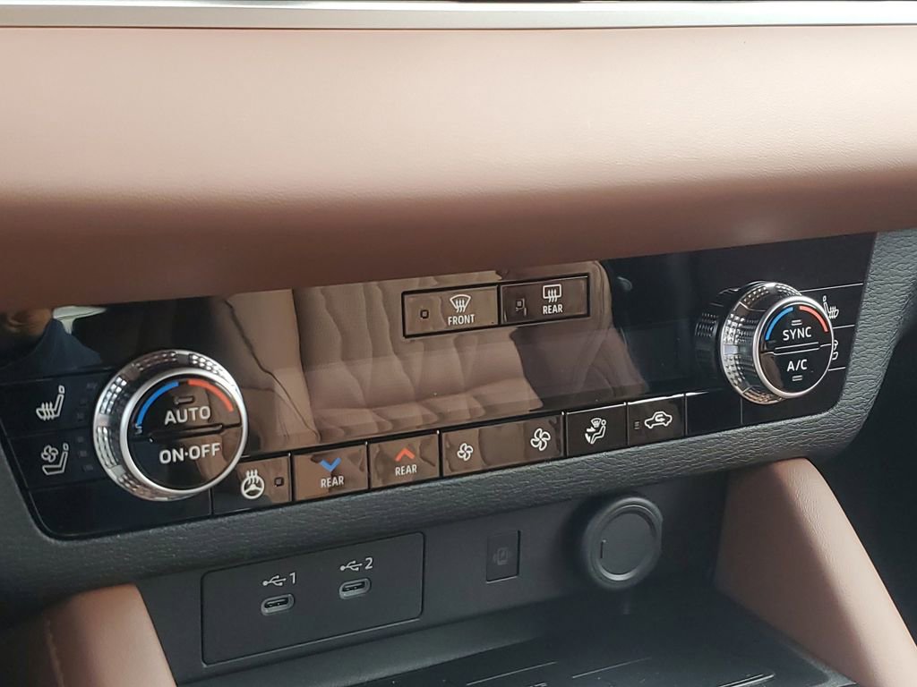 New 2026 Mitsubishi Outlander SEL image 29
