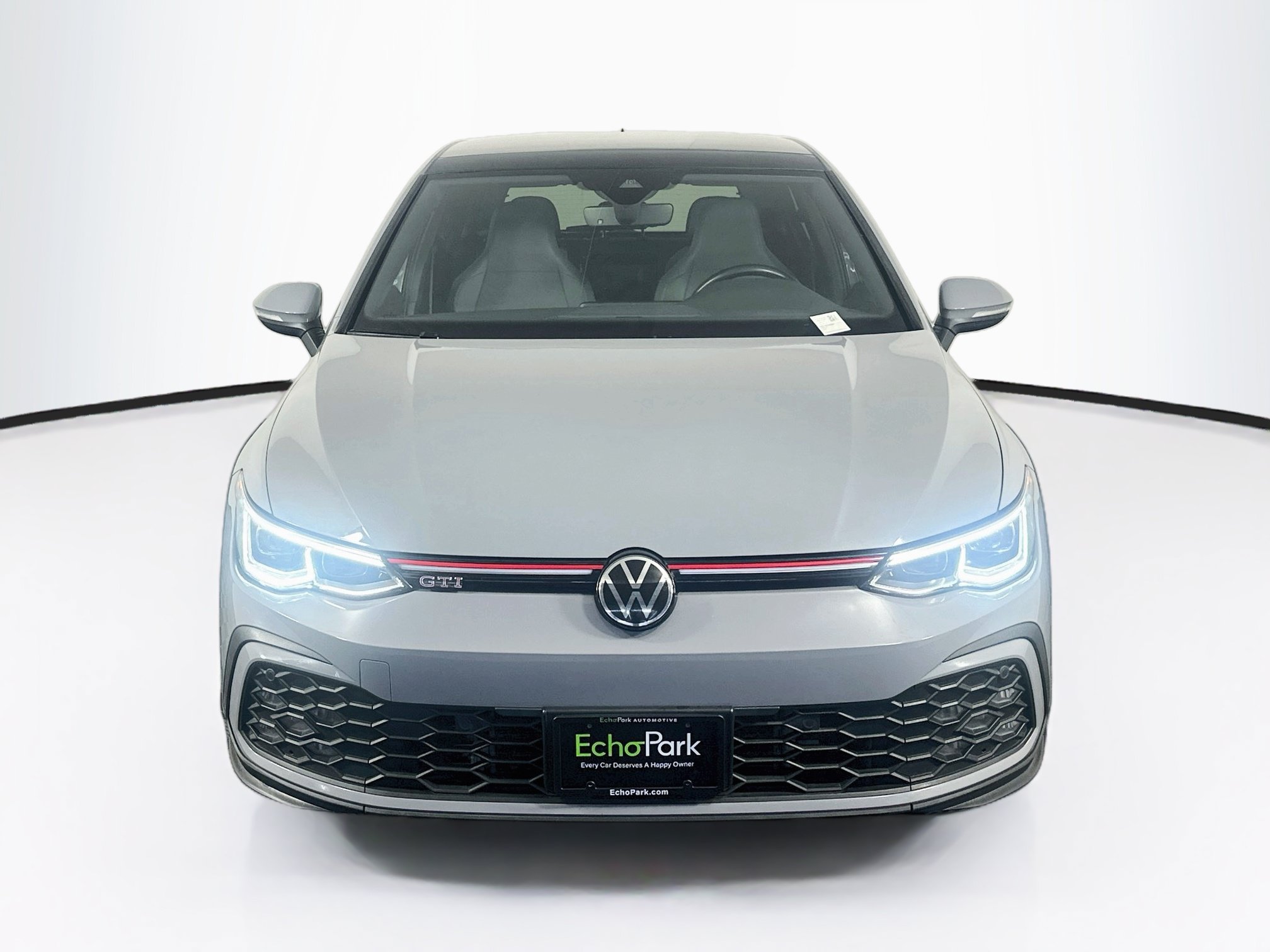 Used 2022 Volkswagen GTI SE FWD image 2