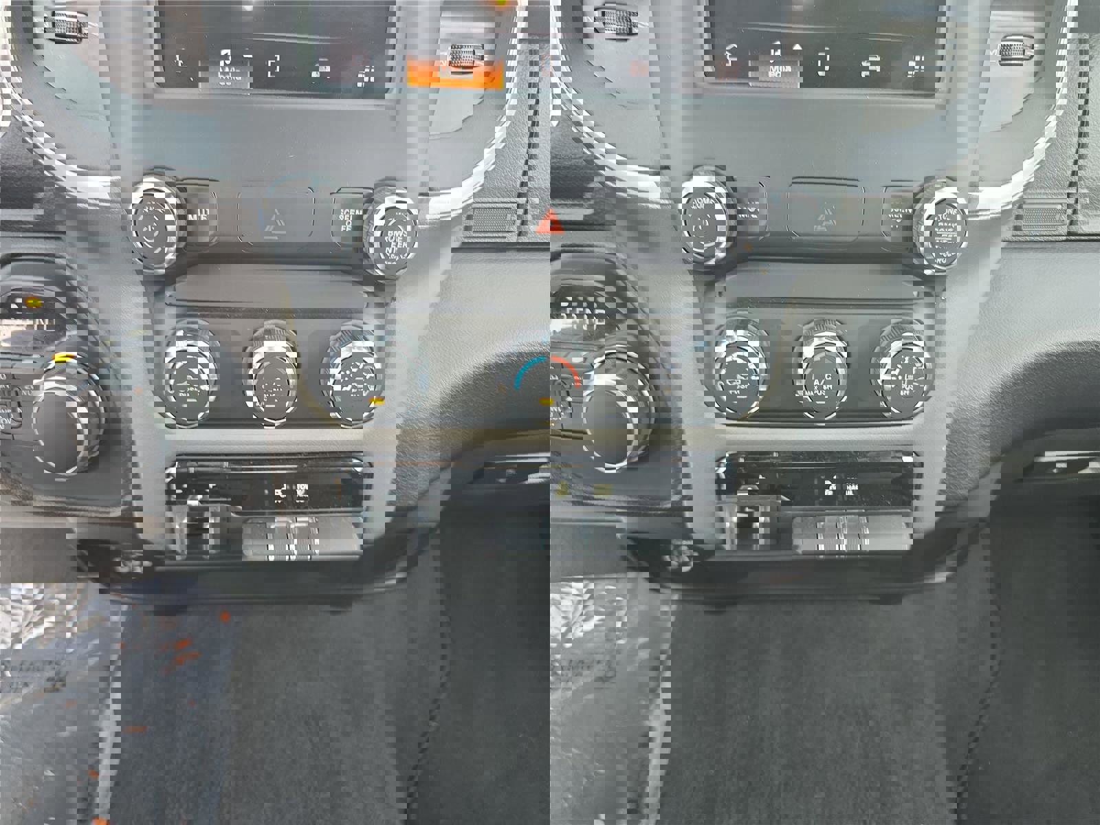 Used 2024 RAM 2500 Big Horn w/ Bed Utility Group image 28