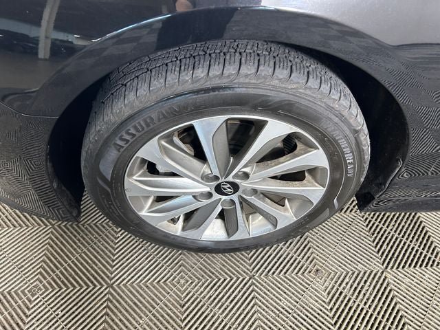 Used 2017 Hyundai Sonata Sport w/ Value Edition Package 02 FWD image 19