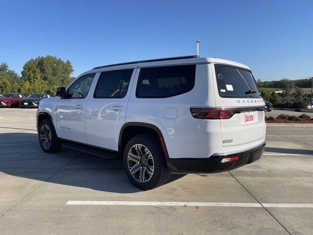 New 2025 Jeep Wagoneer Base w/ Convenience Group I image 2
