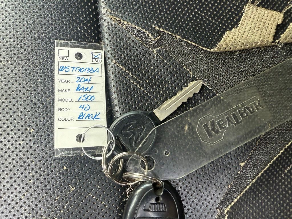 Used 2014 RAM 1500 Laramie image 39