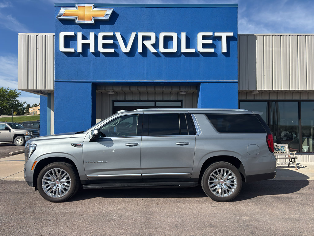 Used 2025 GMC Yukon XL Denali